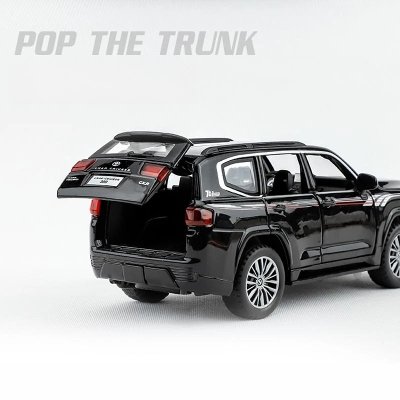 Toyota Land Cruiser LC300 Diecast 1:32 — imagen 4