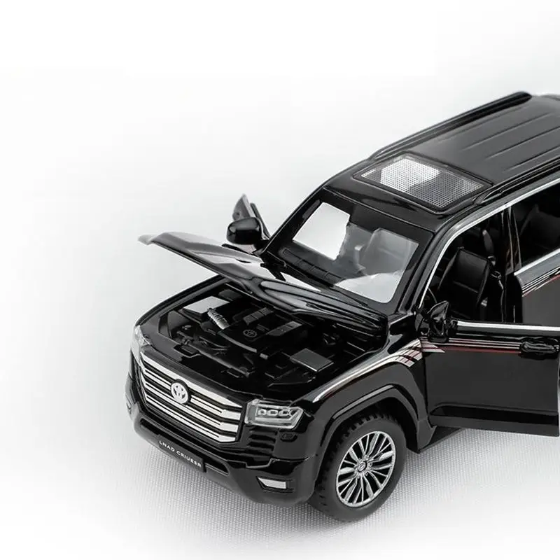 Toyota Land Cruiser LC300 Diecast 1:32 — imagen 5