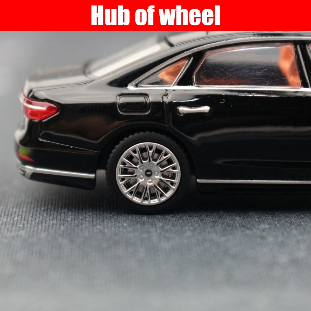 Audi A8L Sedan Escala 1:64 Diecast — imagen 6