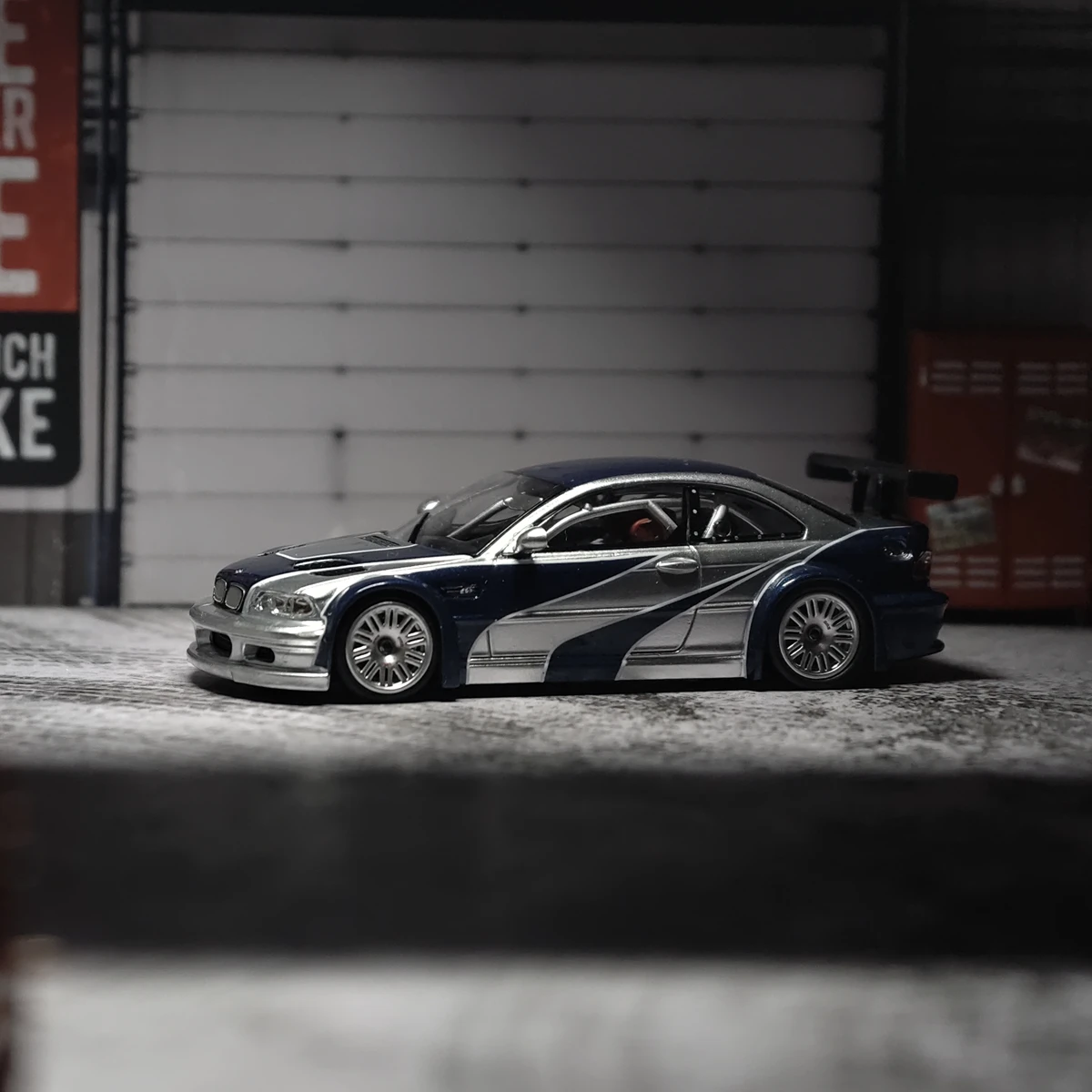BMW M3 E46 GTR Diecast Escala 1:64 — imagen 6