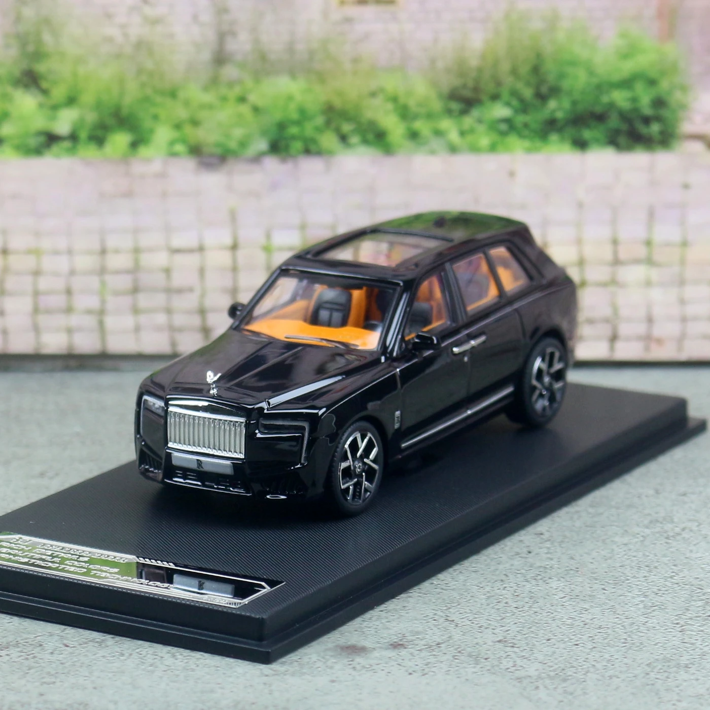 Rolls-Royce Cullinan Negro Miniatura 1:64 — imagen 3
