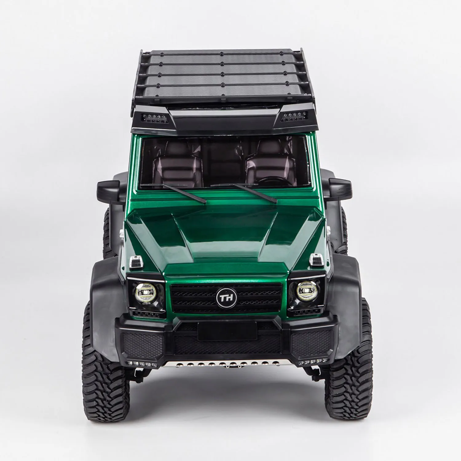 Traction Hobby KM5 4WD Crawler 1:8 — imagen 1