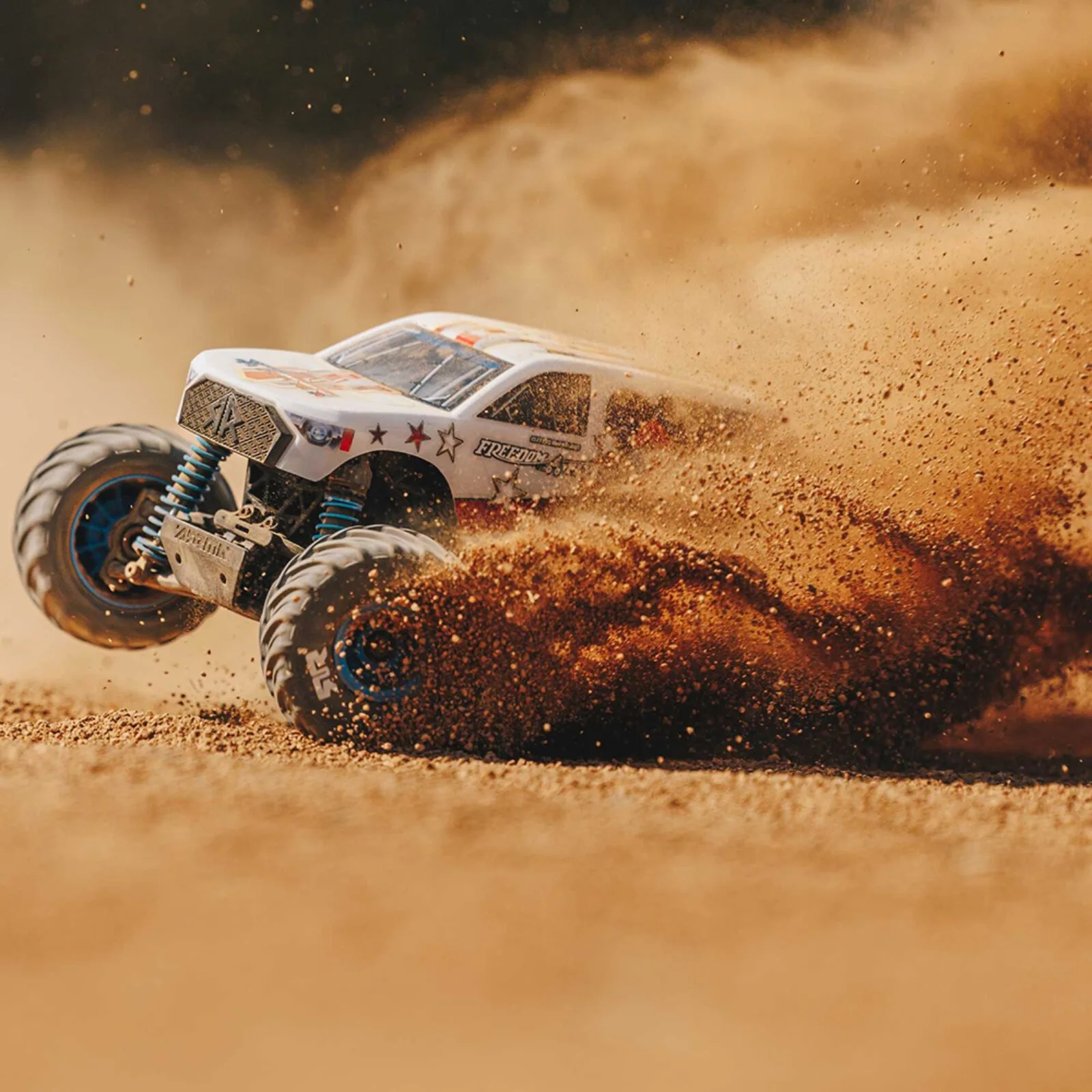 ARRMA Freedom Flyer GROM 1/16 4x4 — imagen 4