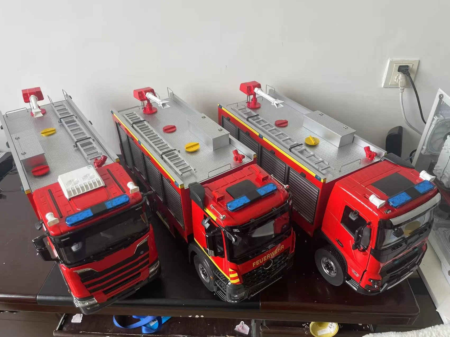 Camión de Bomberos RC 1:14 4x4 Chasis Metal