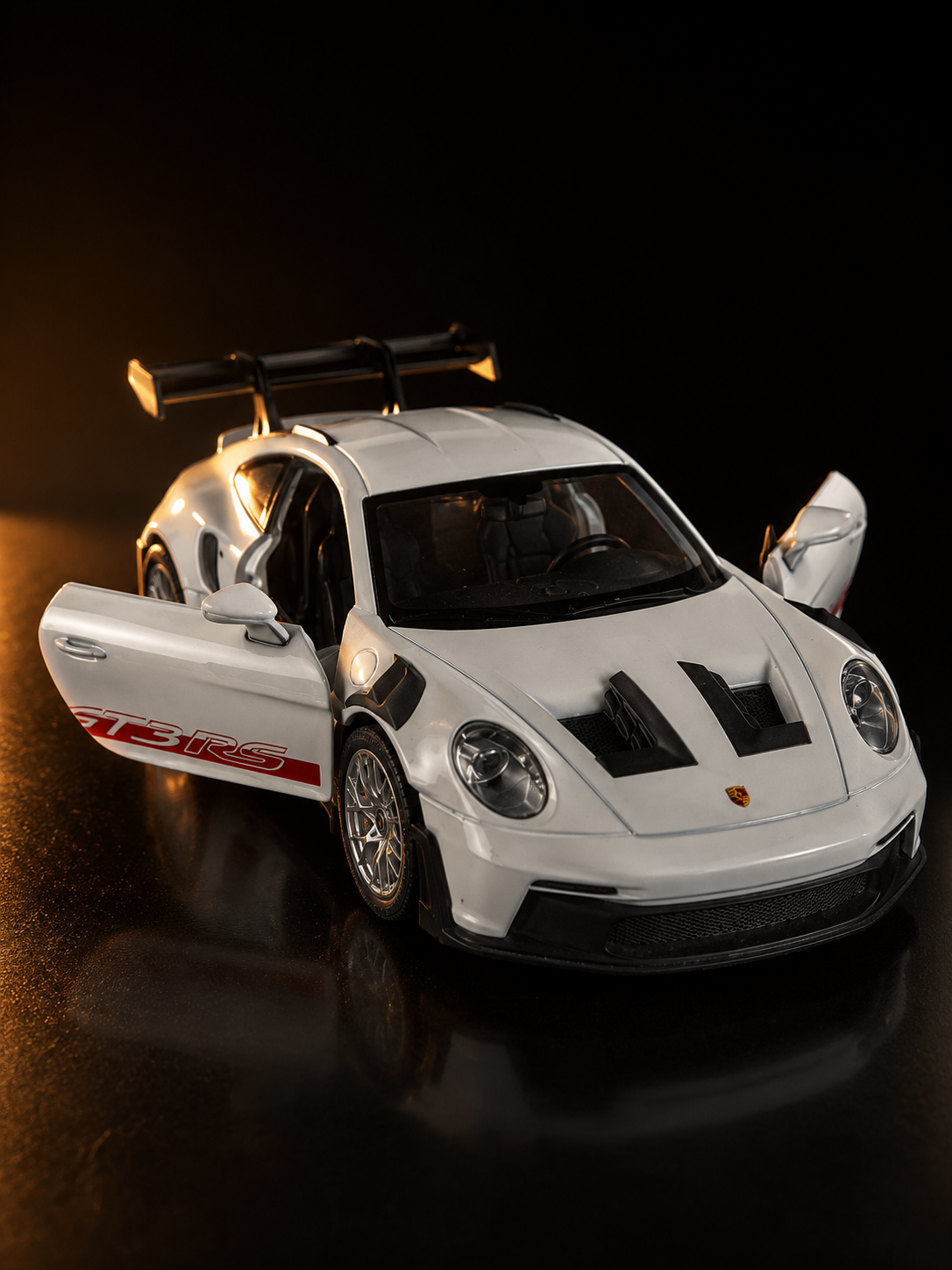 Carro a escala Porsche 911 GT3 RS color BLANCO
