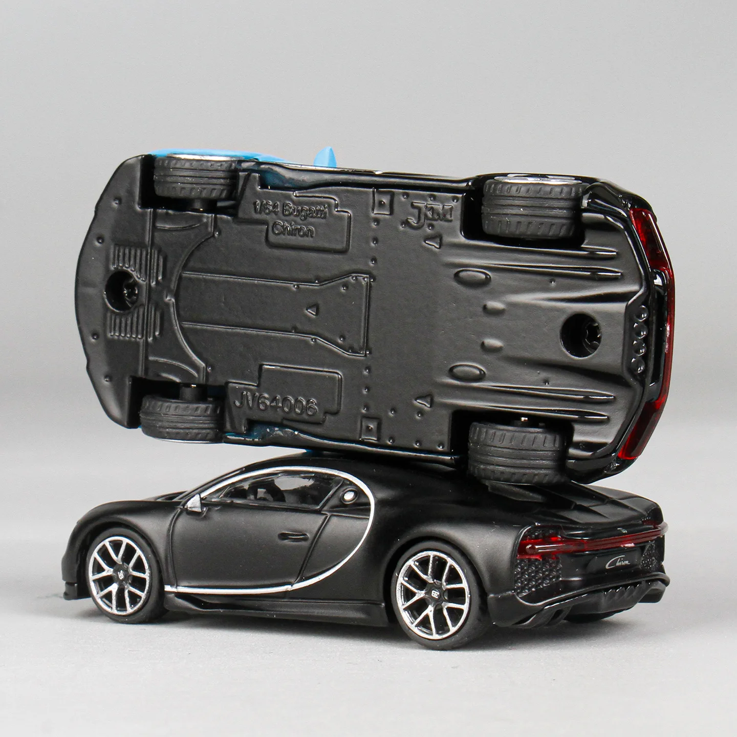 JKM Bugatti Chiron Miniatura 1:64 Aleación — imagen 4
