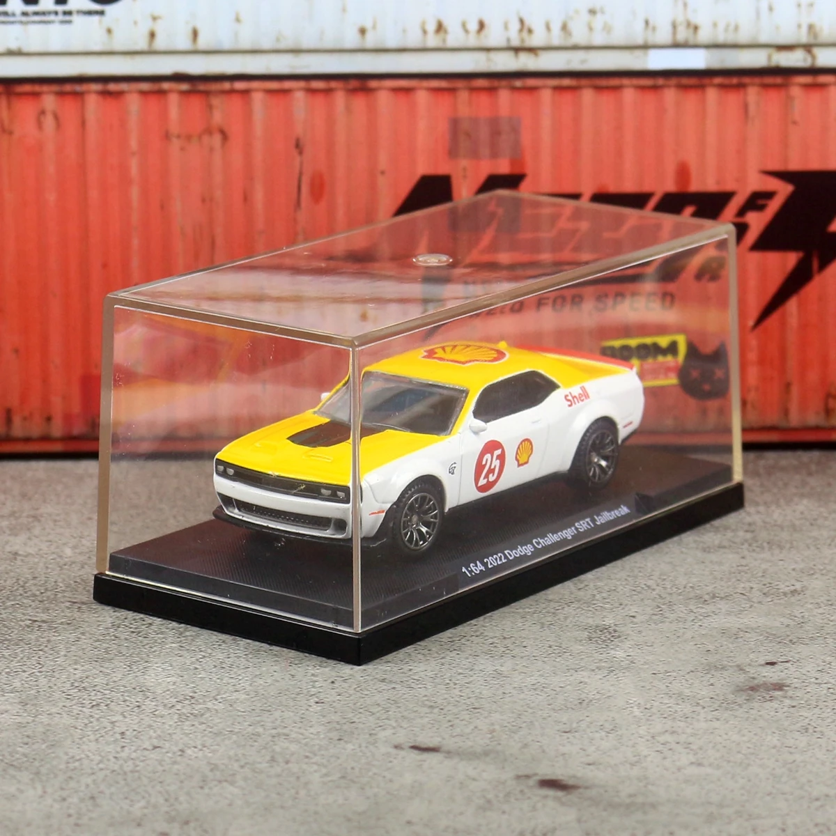 Dodge Challenger SRT Hellcat Escala 1:64 CCA — imagen 2