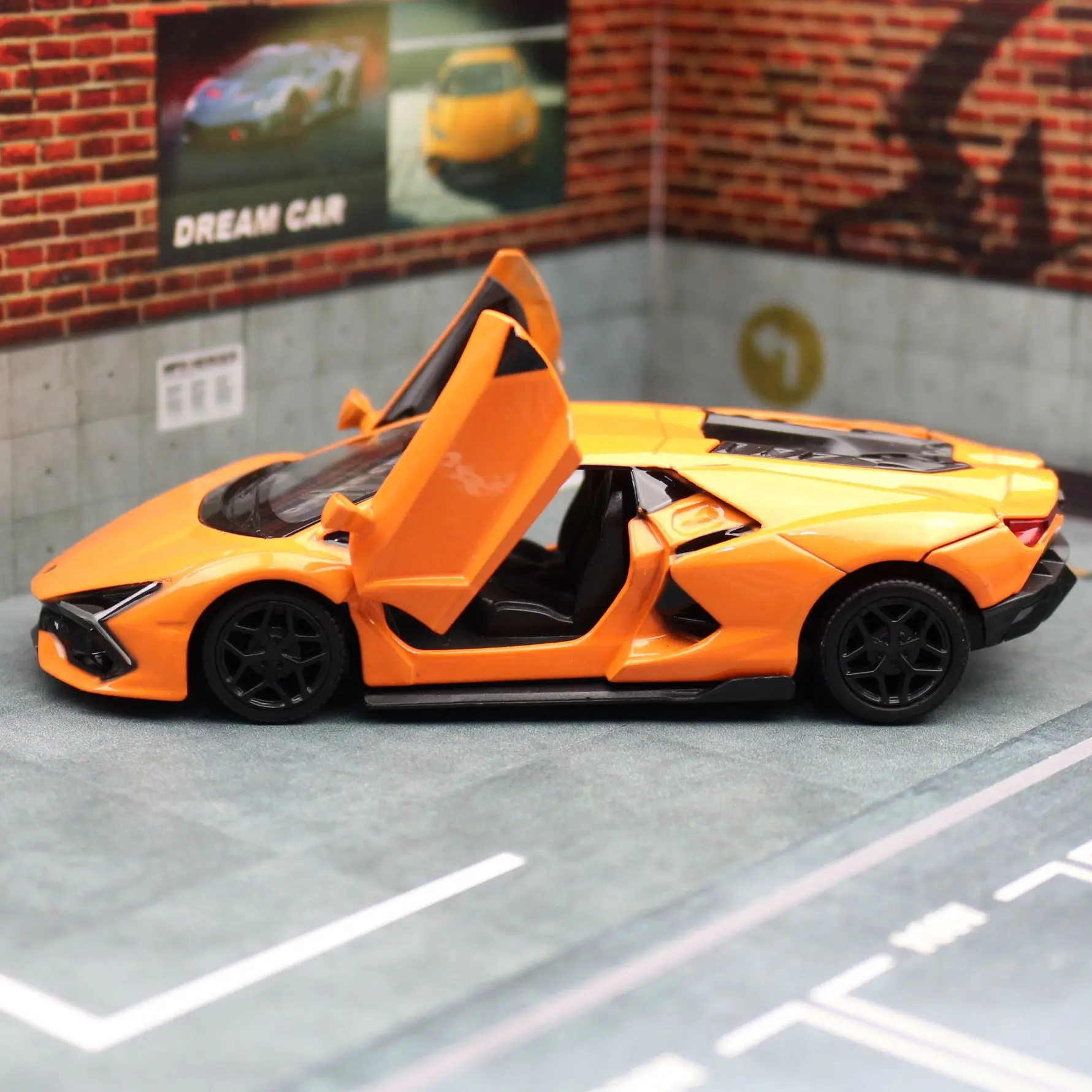 Lamborghini Revuelto RMZ City 1:36 — imagen 4