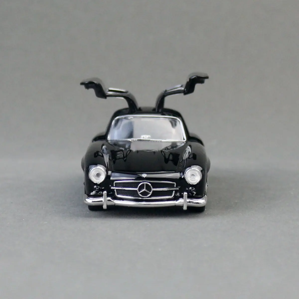 Welly Mercedes-Benz 300SL 1:36 Coleccionable Fricción — imagen 5