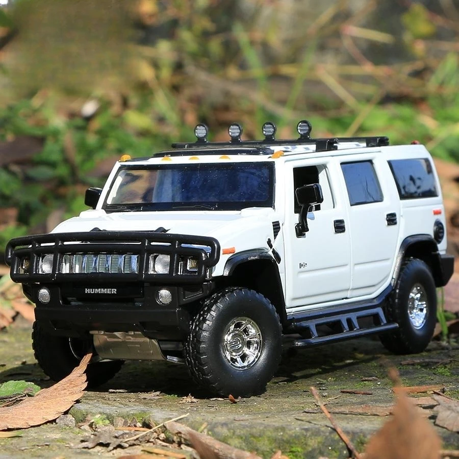 Hummer H2 SUV Escala 1:32 Metal Fundido — imagen 4
