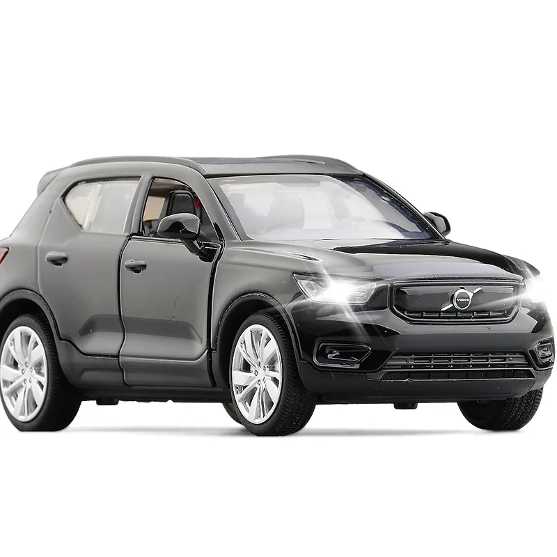 Volvo XC40 SUV Escala 1:32 Metal Fundido — imagen 4