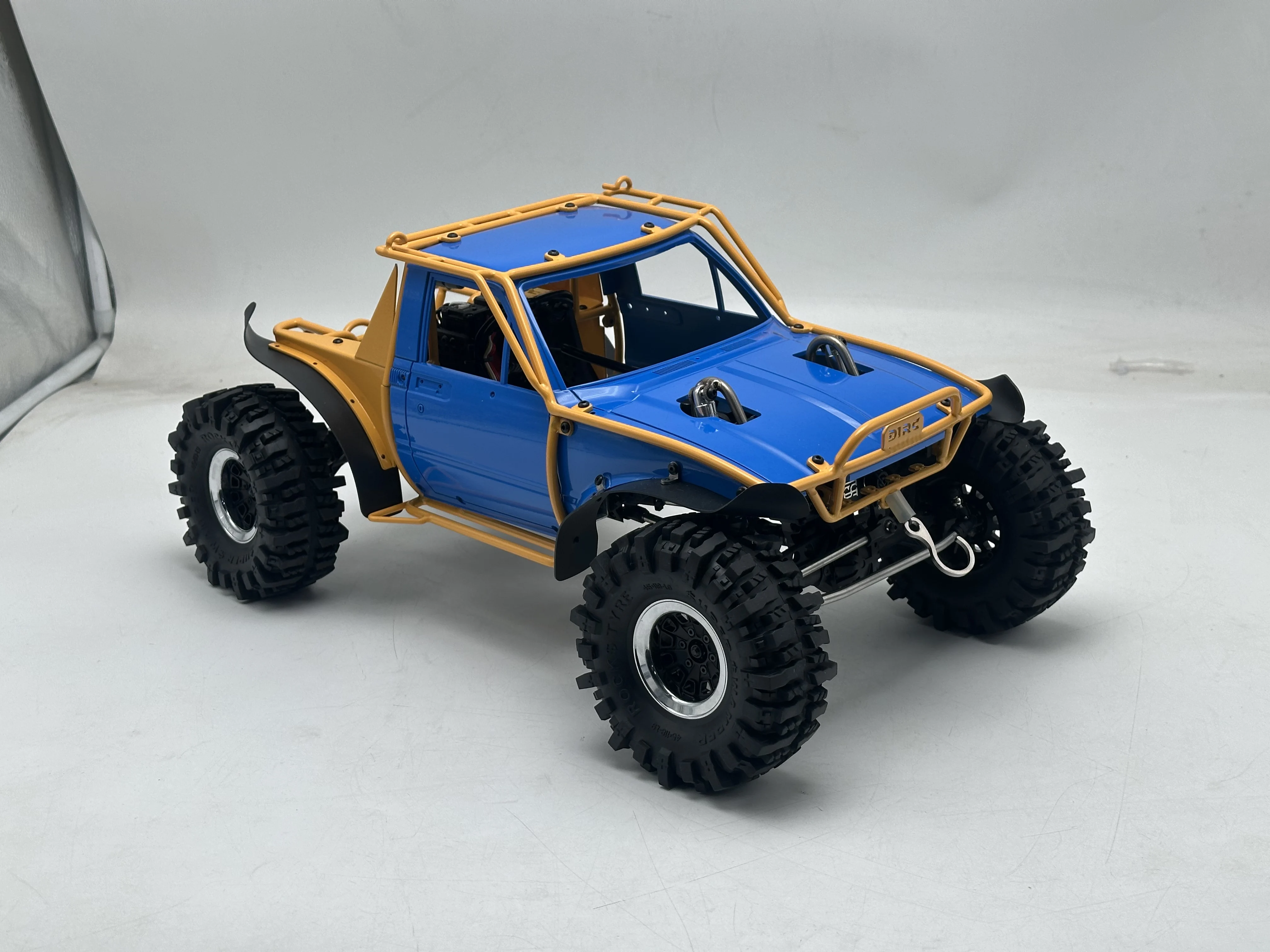 D1RC Rainforest Chariot Brushless 1/10 Crawler 4x4 — imagen 2