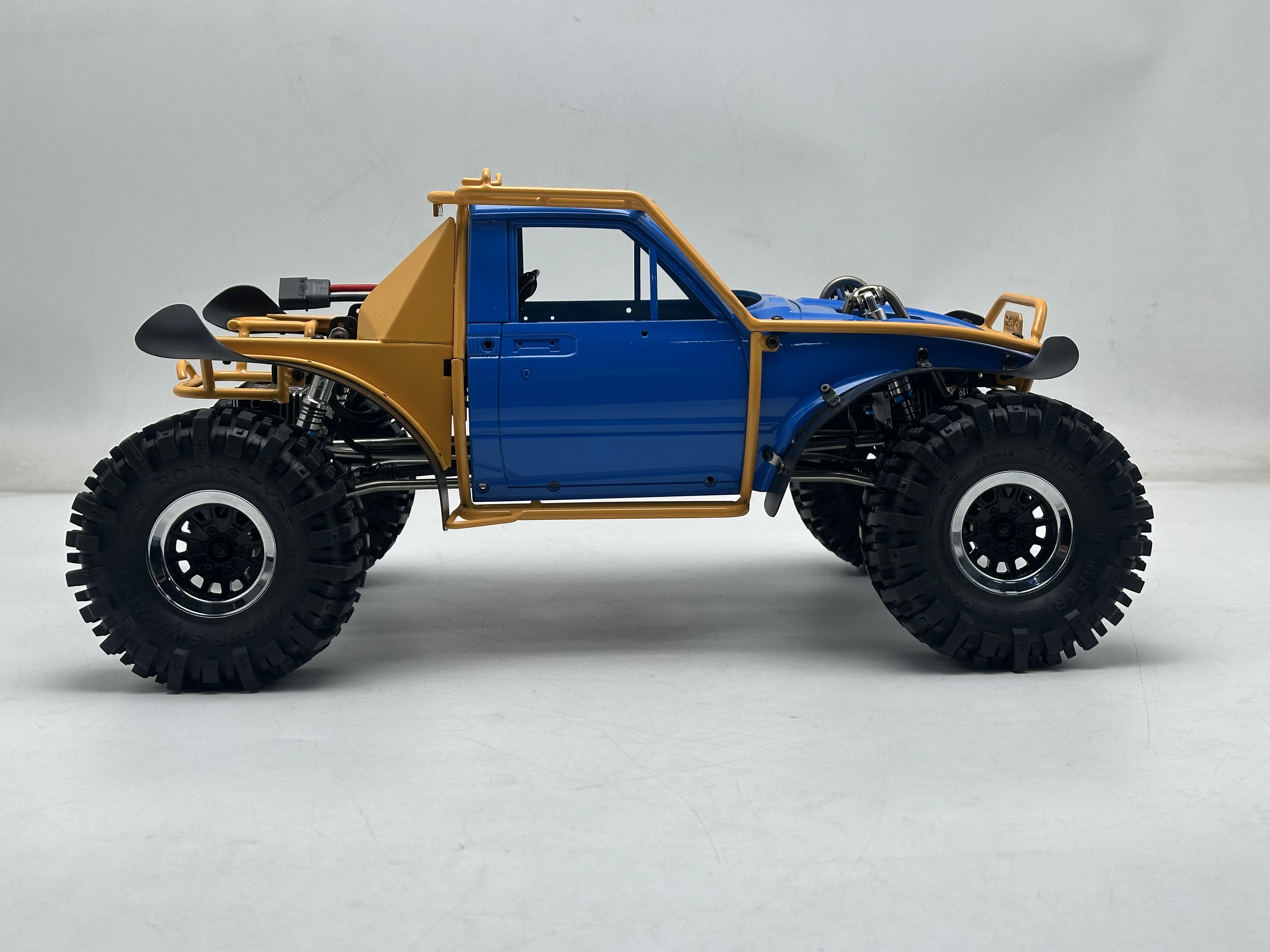 D1RC Rainforest Chariot Brushless 1/10 Crawler 4x4 — imagen 3