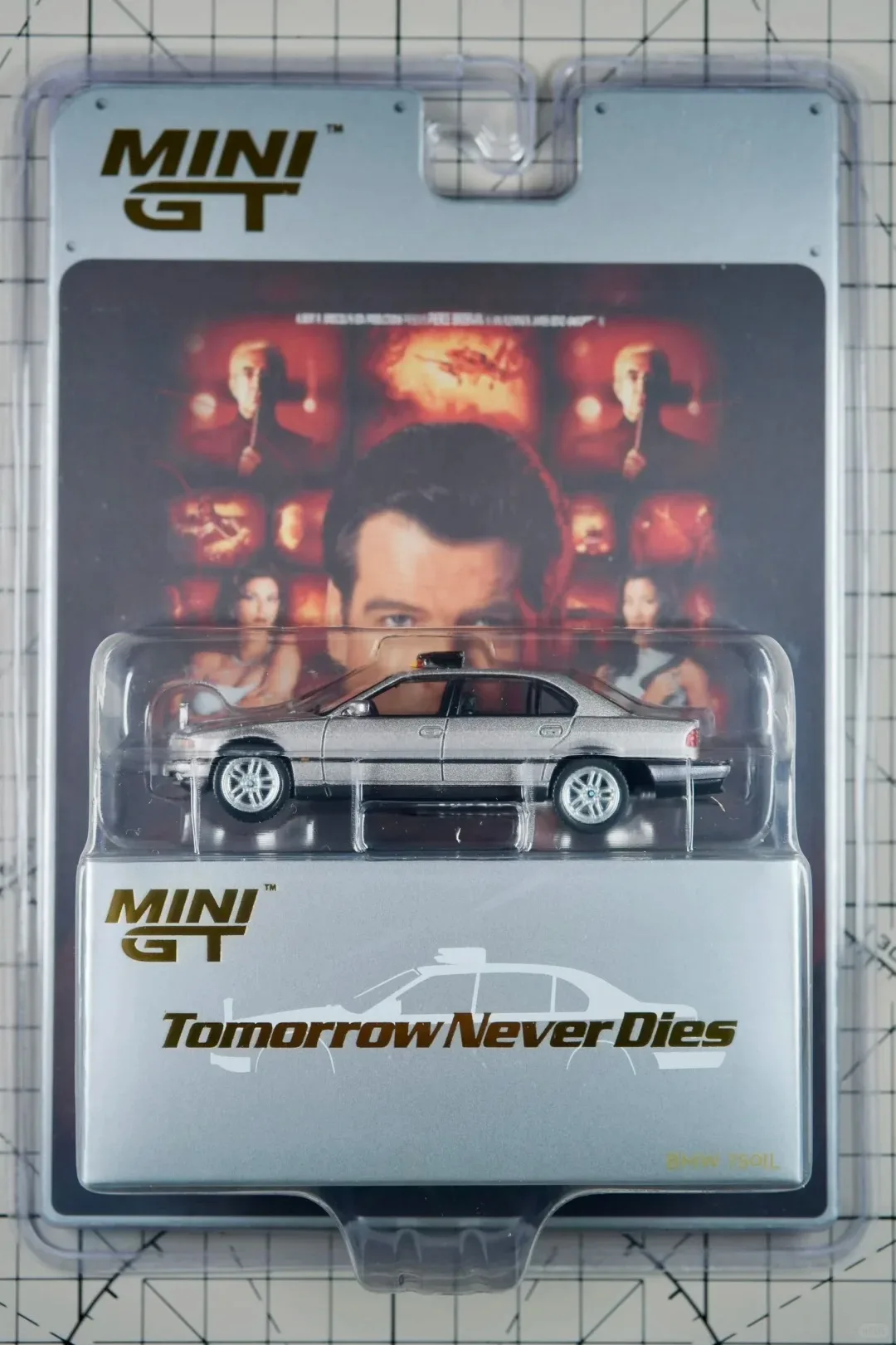 MiniGT BMW 750Li 1:64 Coche a Escala — imagen 6