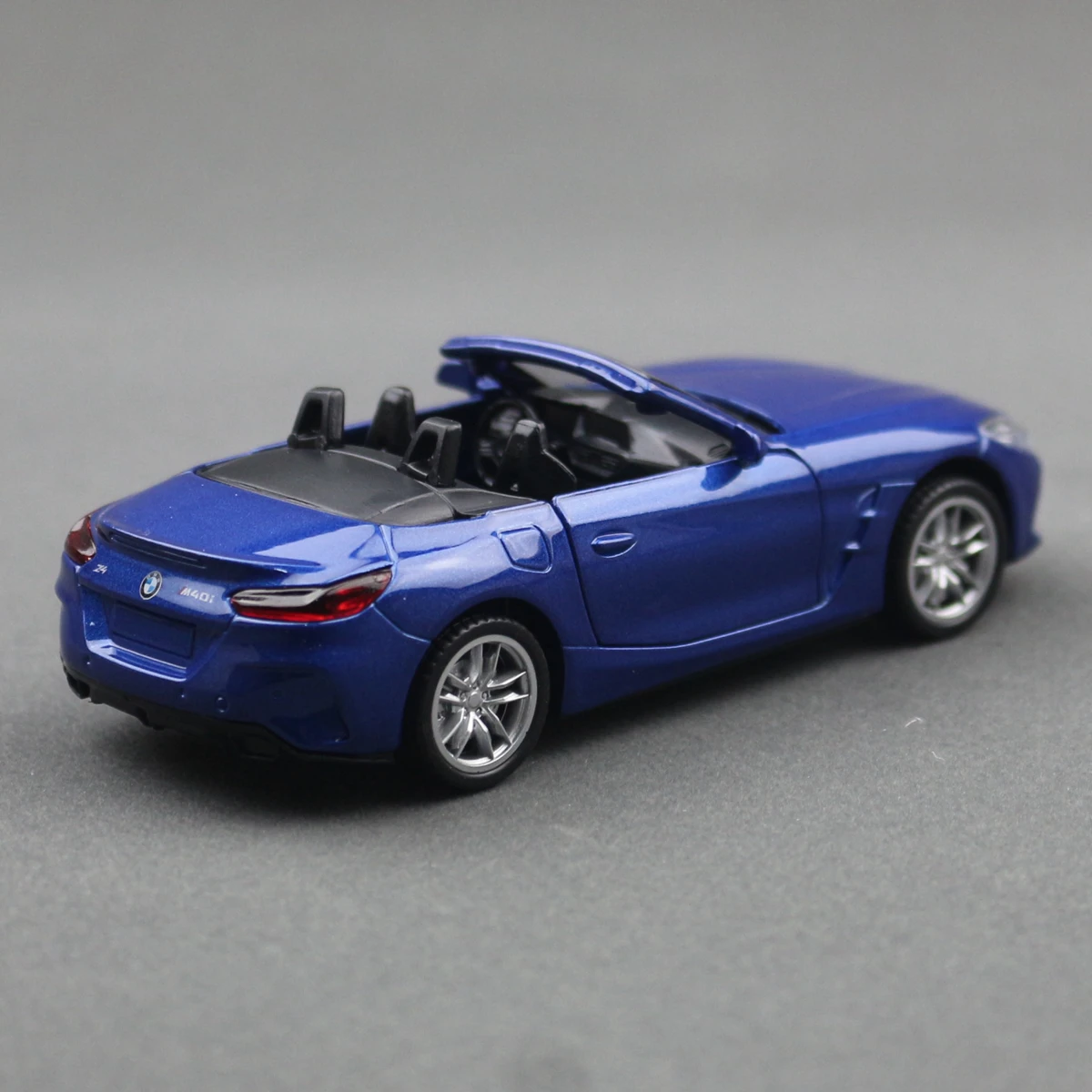 BMW Z4 M40i Escala 1:38 Metal Fundido — imagen 4
