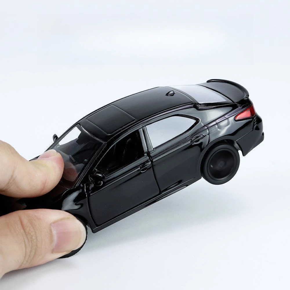 RMZ City Toyota Camry XSE Escala 1:36 — imagen 2