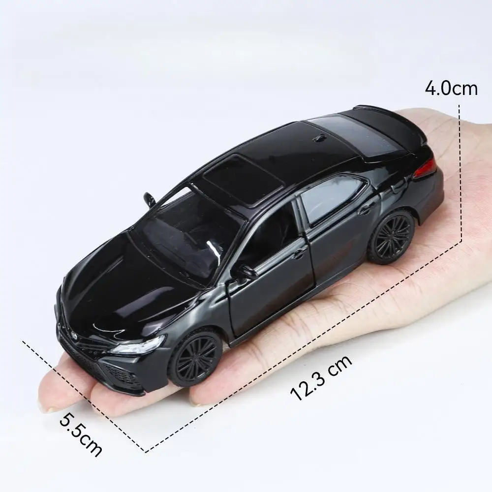 RMZ City Toyota Camry XSE Escala 1:36 — imagen 3