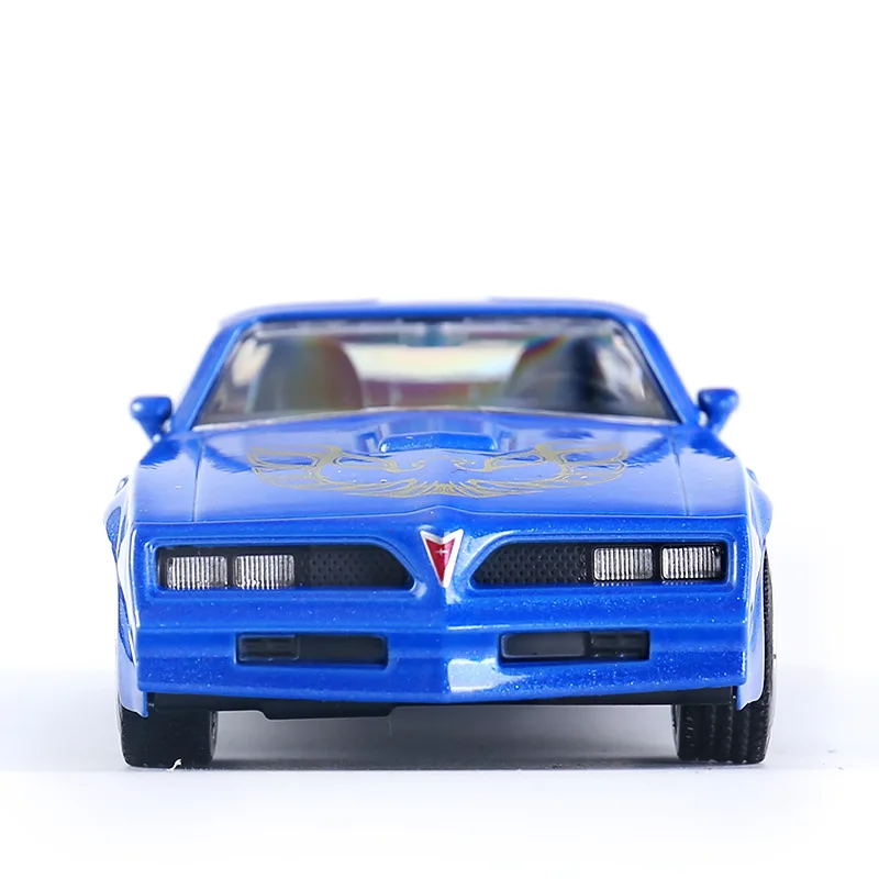 RMZ City Pontiac Firebird 1978 Escala 1:36 — imagen 4