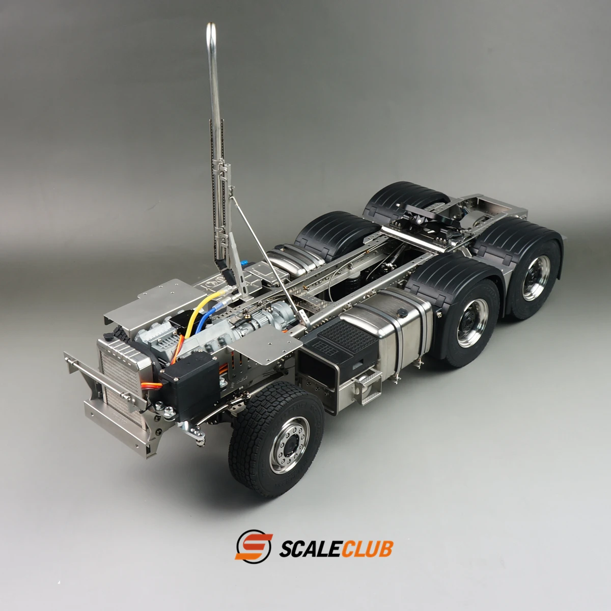 Scaleclub FH16 6x6 1:14 Chasis Metálico — imagen 2