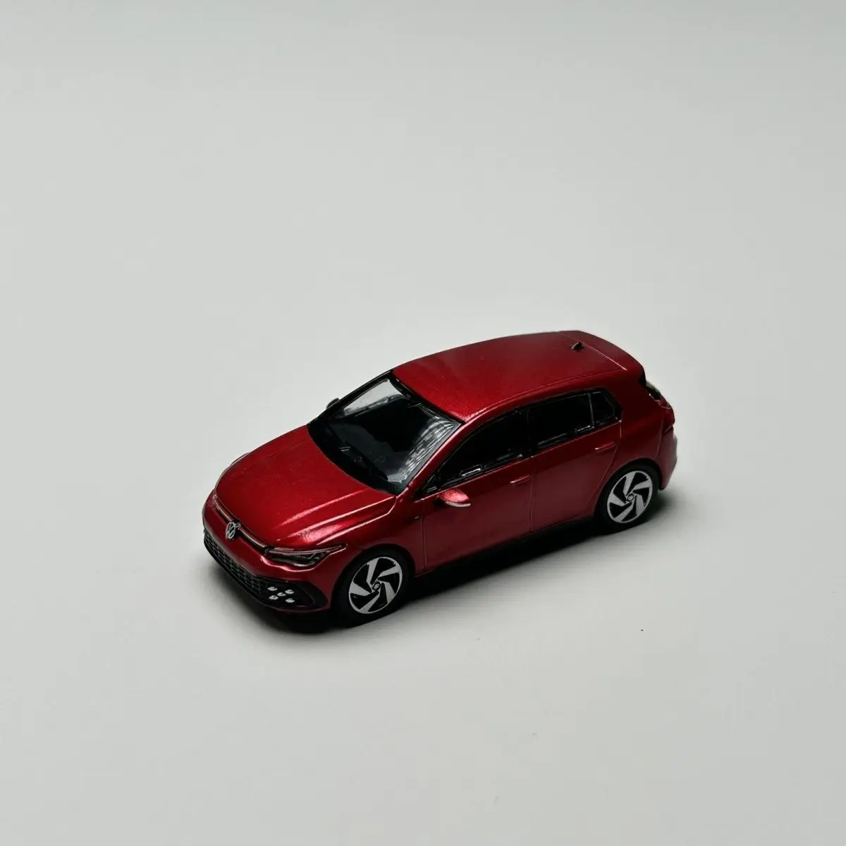 Volkswagen Golf GTI MK8 Escala 1:64 Miniatura — imagen 2