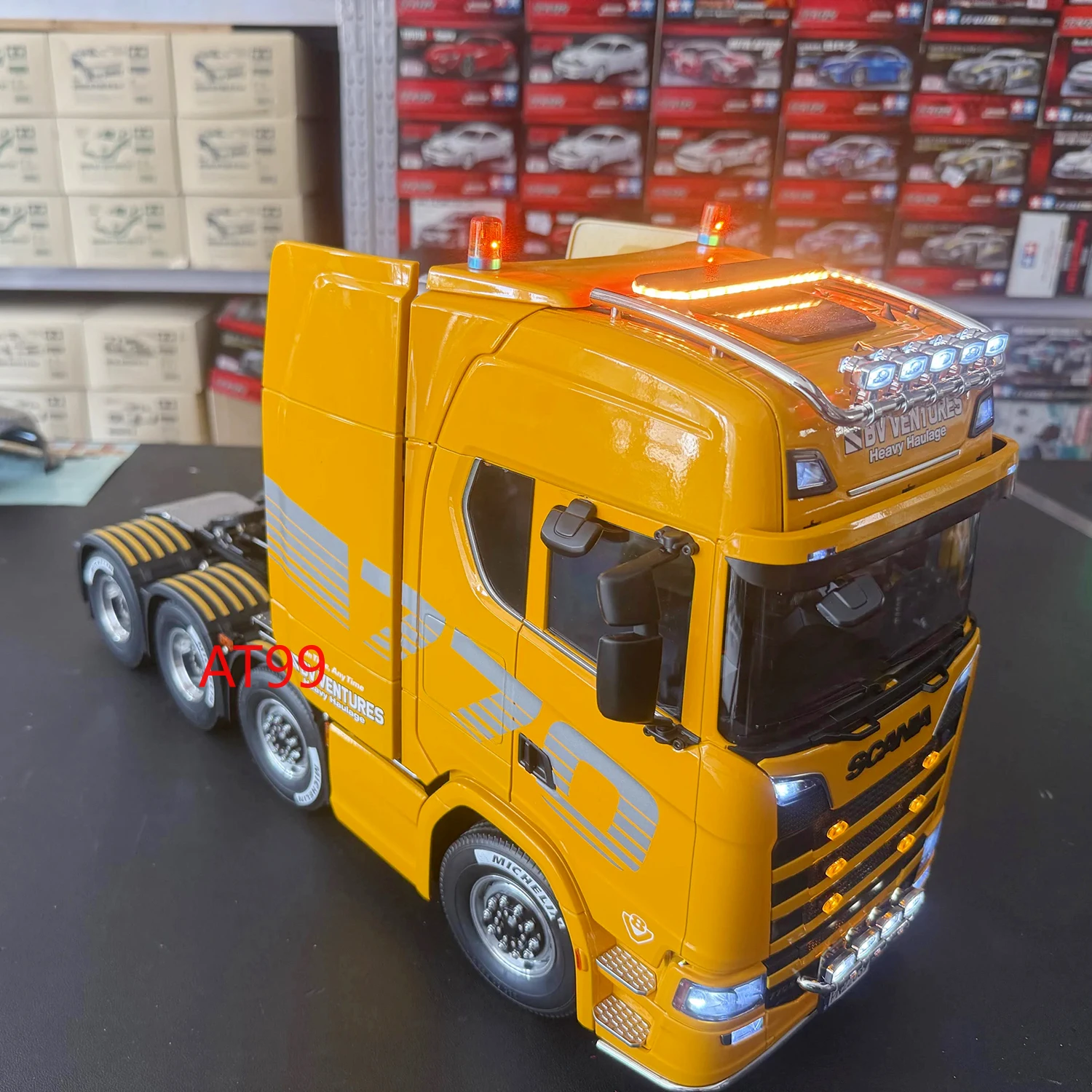 Tamiya 770S Camión Tractor RC 1:14 8x4 — imagen 3